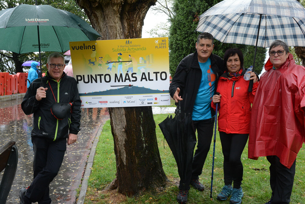 Foto 173 de la avituallamiento y mirador - Galería de la Subida a Artxanda 2019